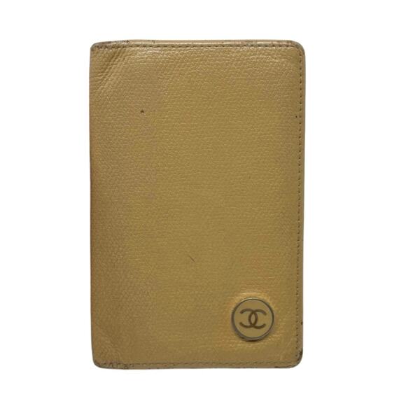 Chanel Beige Bifold Wallet - Picture 1 of 16